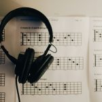 Indústria da música enfrenta a ascensão da IA: ameaça ou oportunidade?